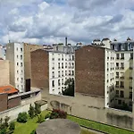 Appartement Metro Commerce 75015